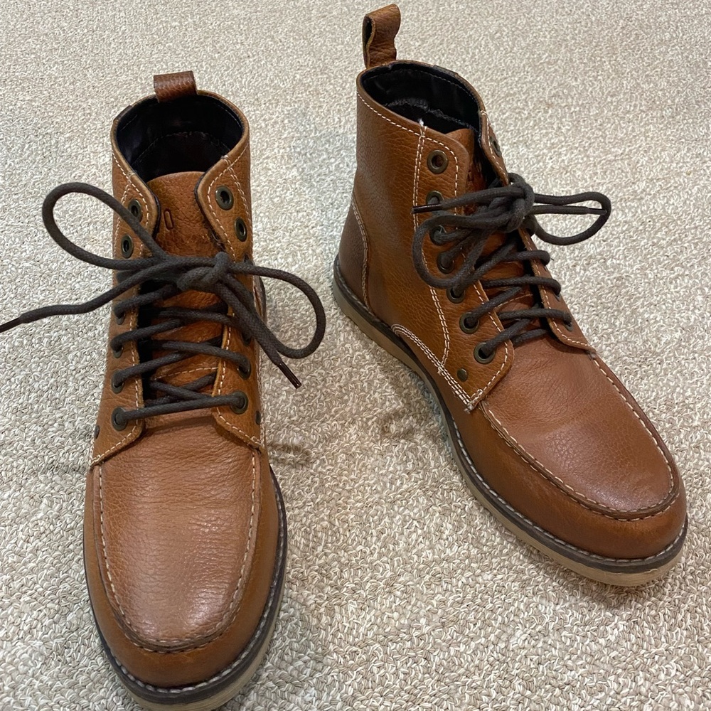 Crevo Tan Leather Lace-Up Boots